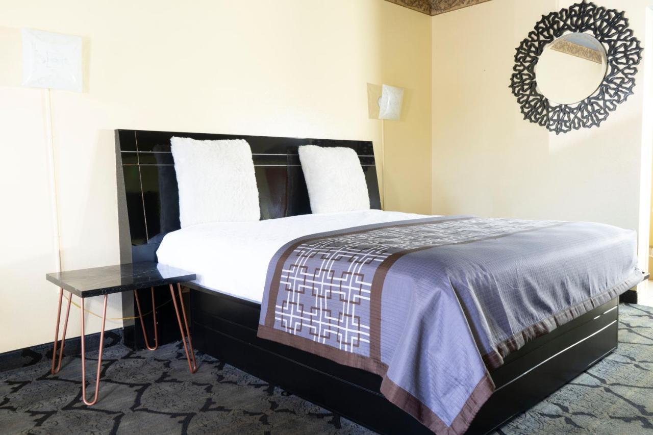 Luxe Romantic Suites Dolton Zewnętrze zdjęcie