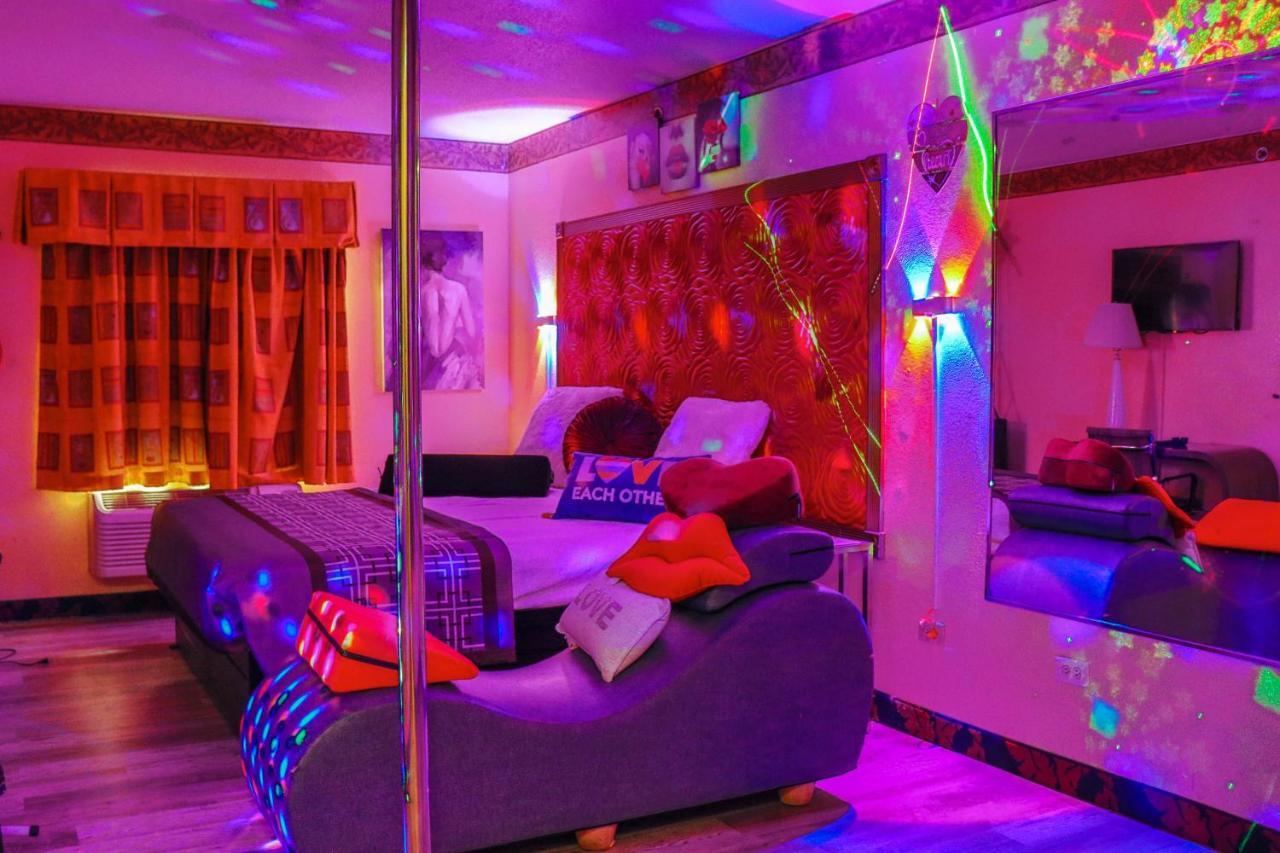 Luxe Romantic Suites Dolton Zewnętrze zdjęcie