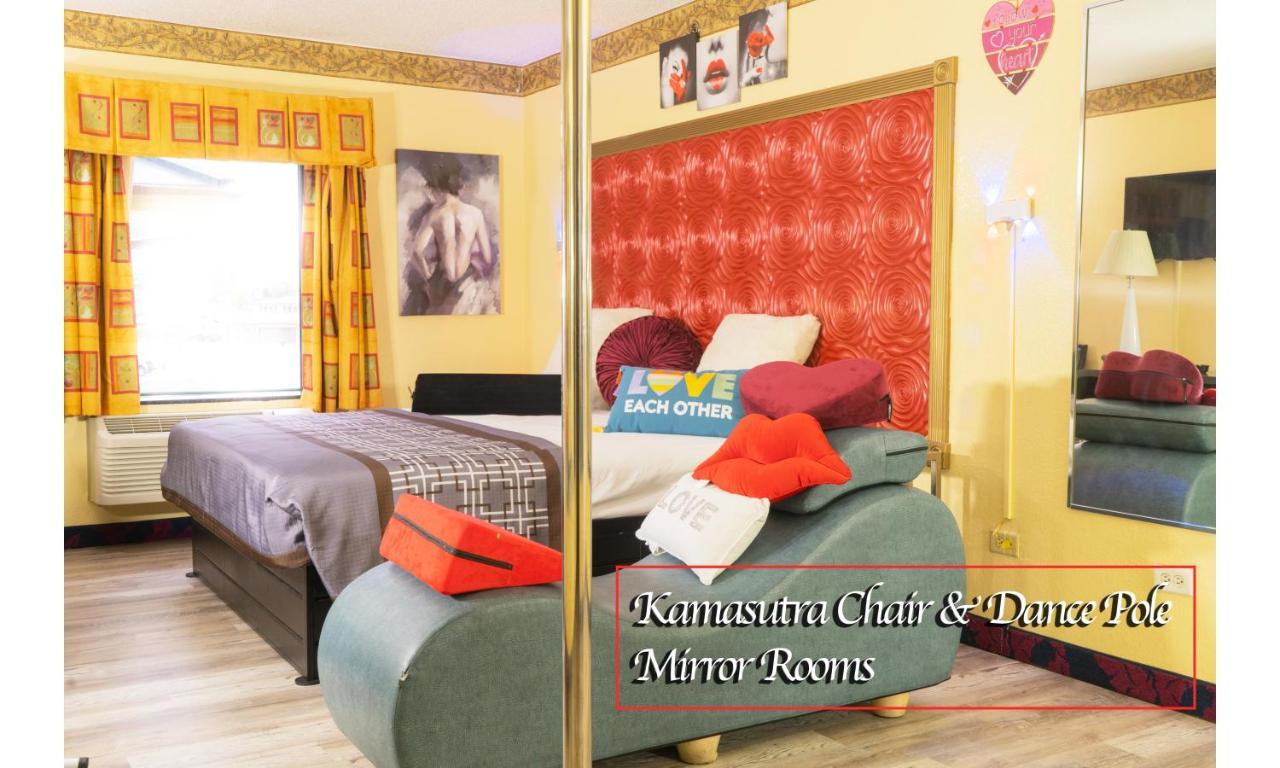 Luxe Romantic Suites Dolton Zewnętrze zdjęcie