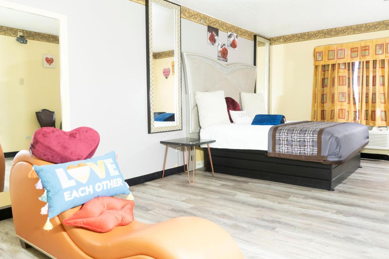 Luxe Romantic Suites Dolton Zewnętrze zdjęcie