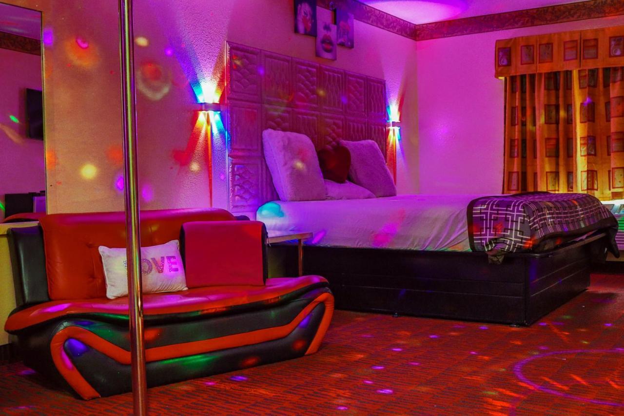 Luxe Romantic Suites Dolton Zewnętrze zdjęcie