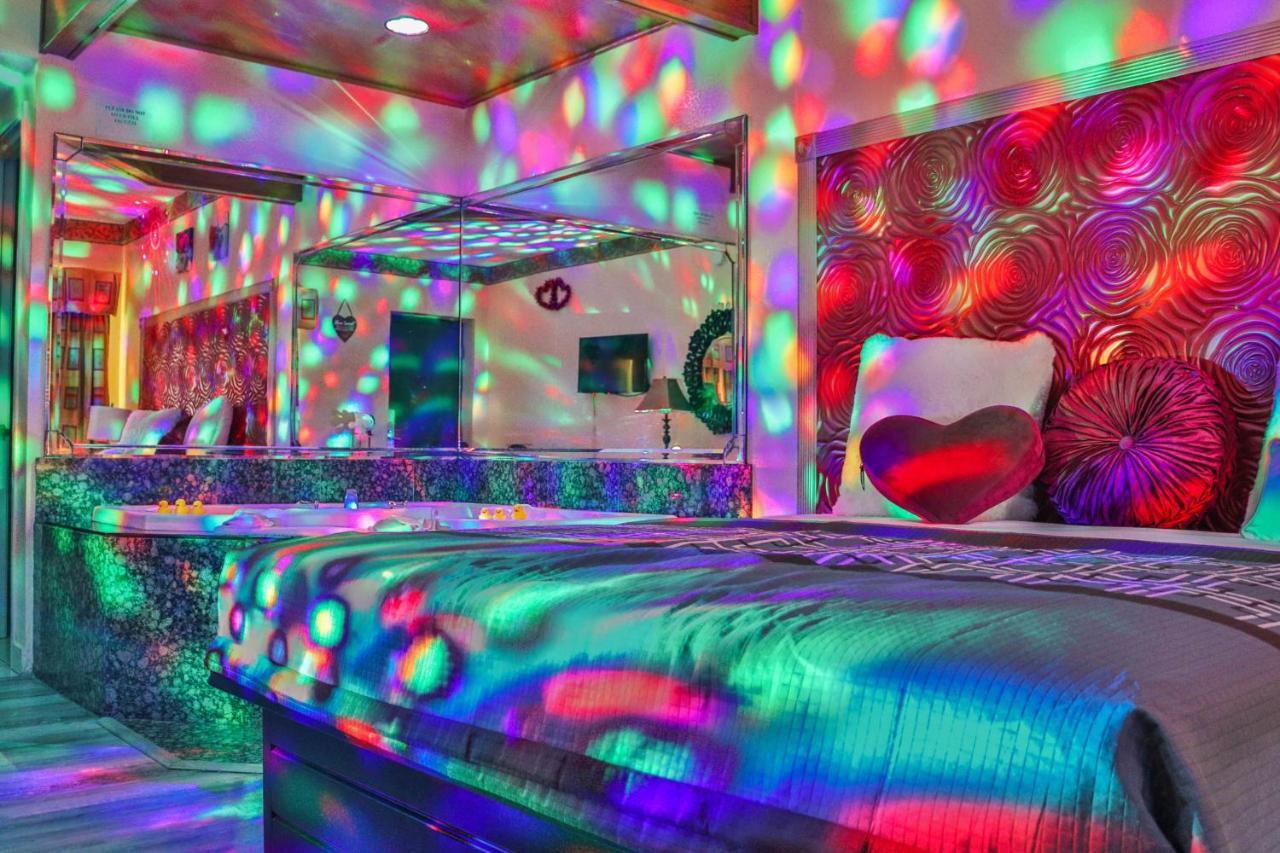 Luxe Romantic Suites Dolton Zewnętrze zdjęcie