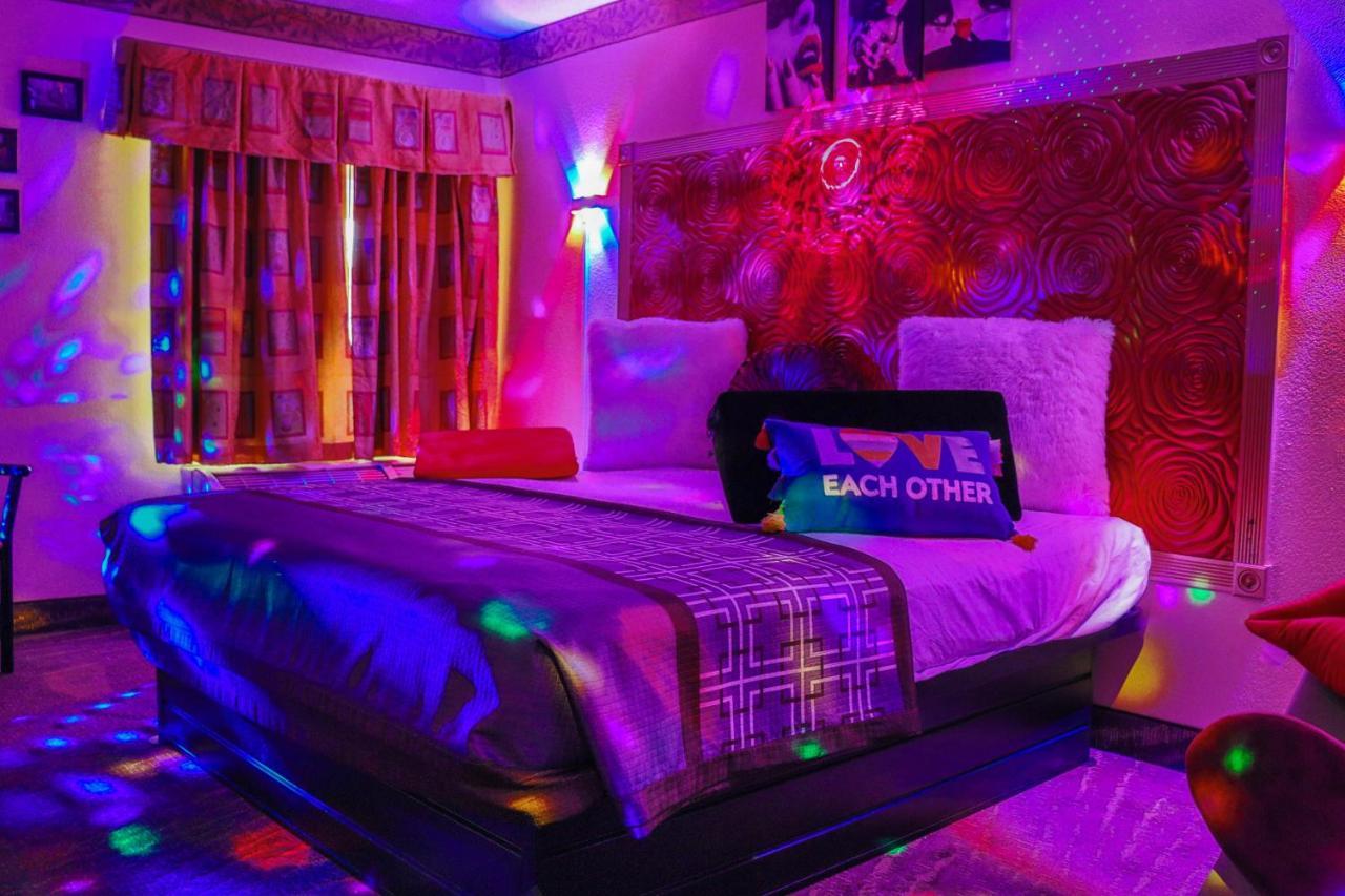 Luxe Romantic Suites Dolton Zewnętrze zdjęcie