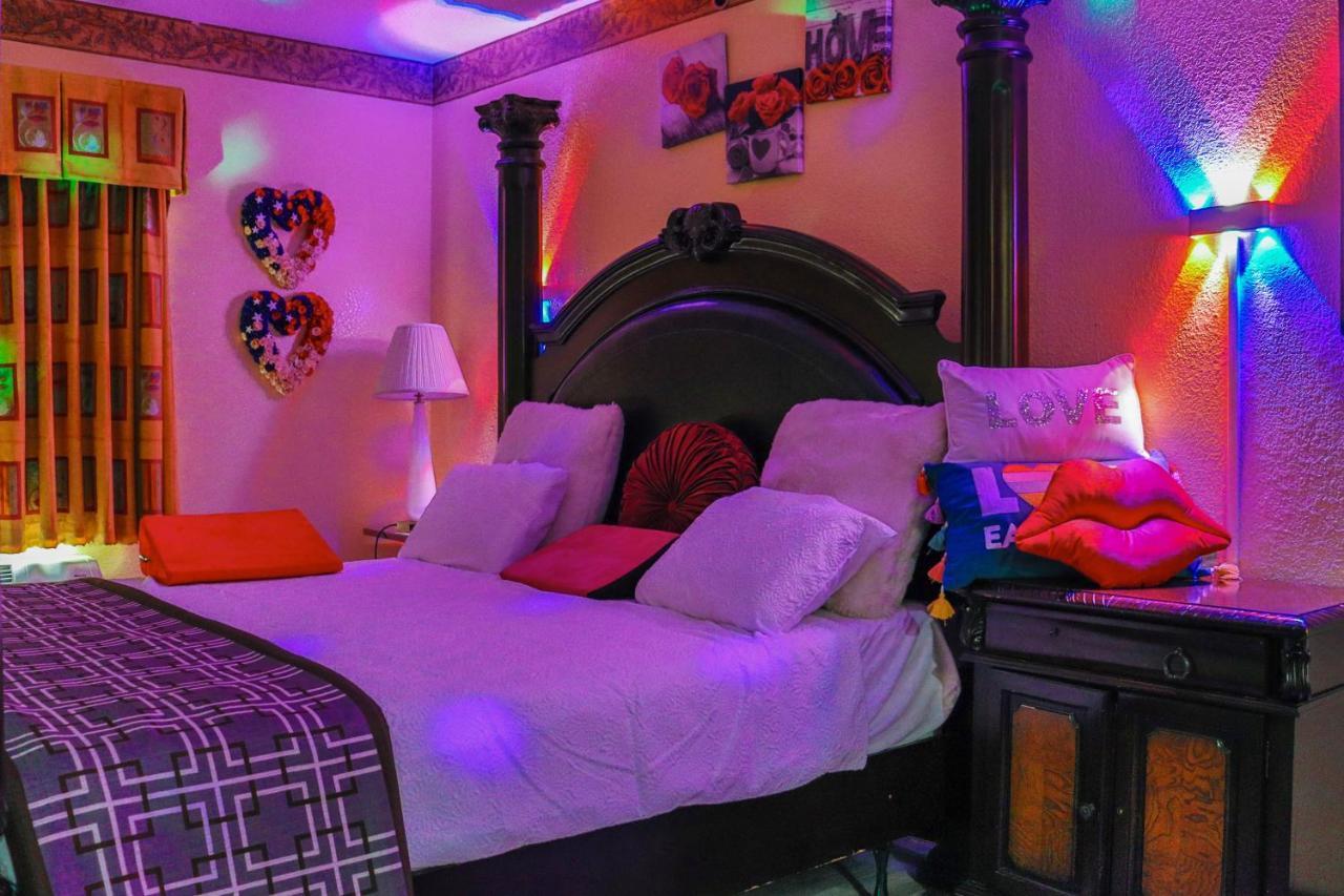 Luxe Romantic Suites Dolton Zewnętrze zdjęcie